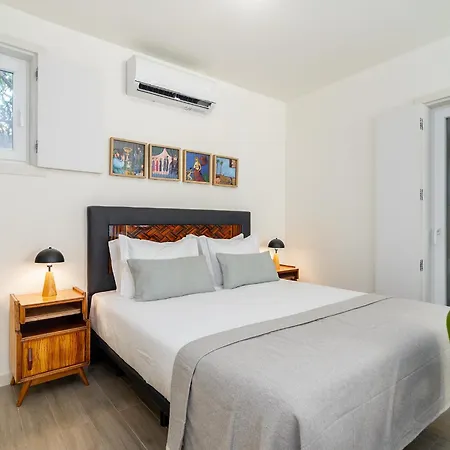 Flat In The Heart Of Anjos 아파트