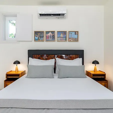Flat In The Heart Of Anjos 리스본